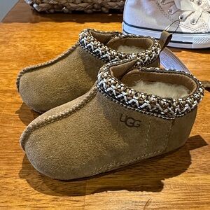 UGG Brown Kids Slippers with Patterned Trim